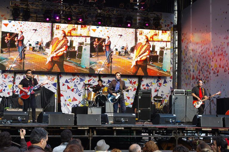 Los Tres, banda chilena, en vivo en concierto
